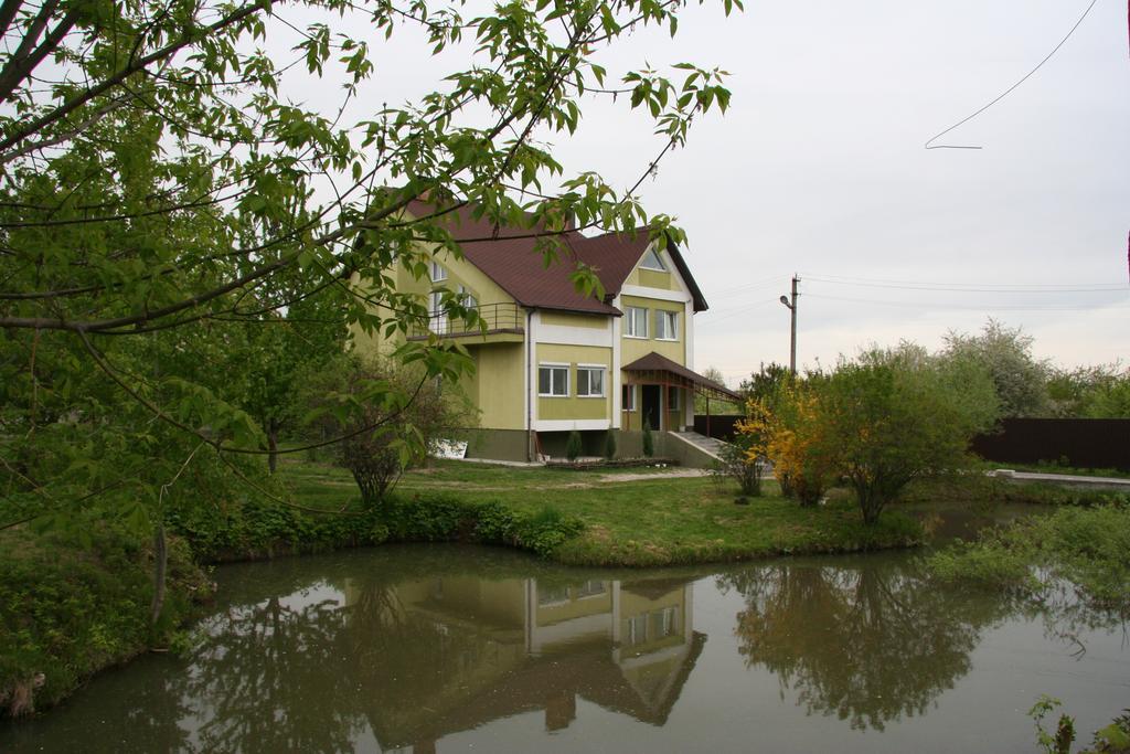 Hostel Geo Gomel Exteriör bild